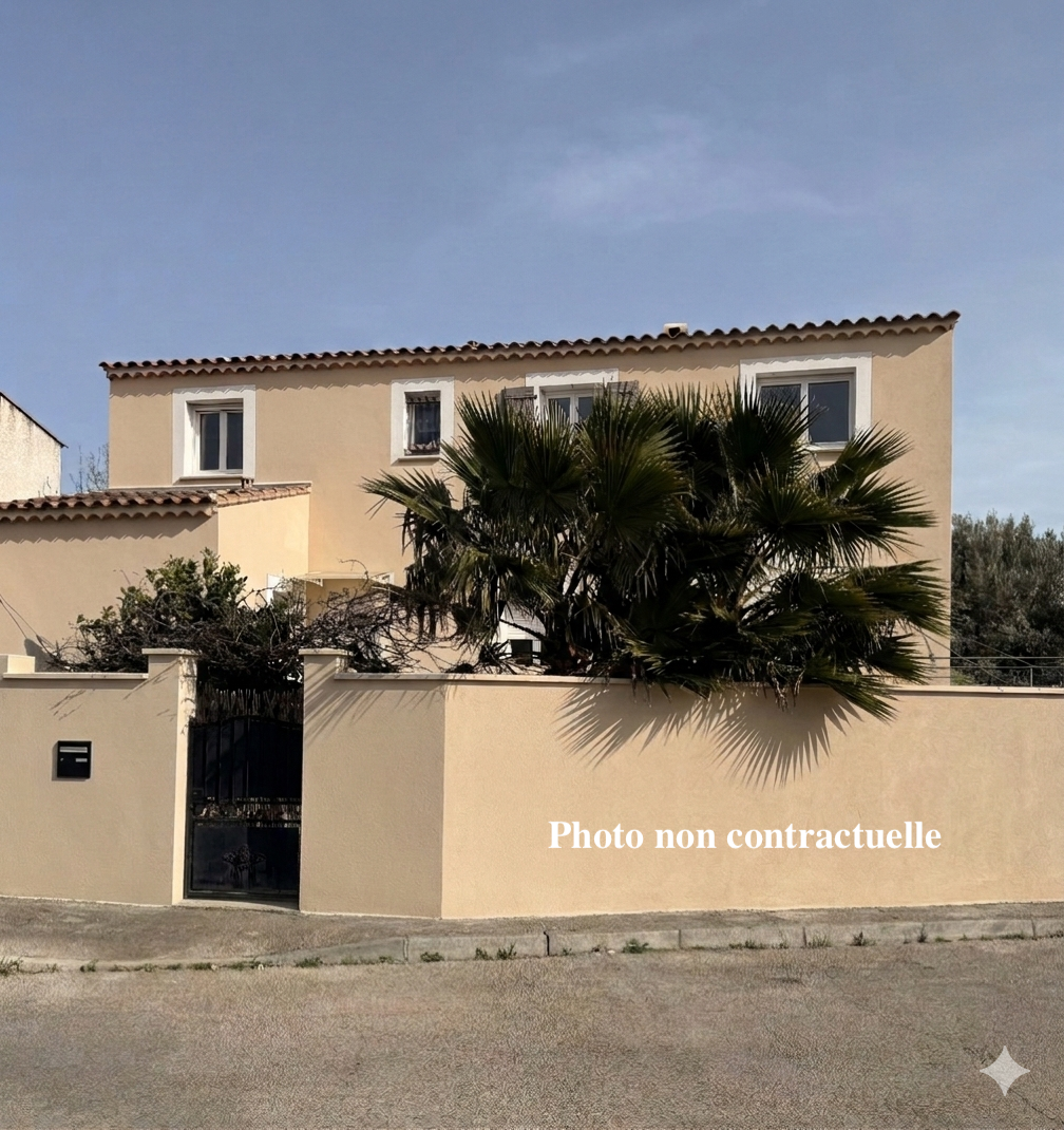 Quartier Semestres - Plan du Bourg - Maison 3/4 chambres à Arles (13)